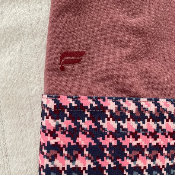 Fabletics Crop Tops Size Small - Picture 4 of 4